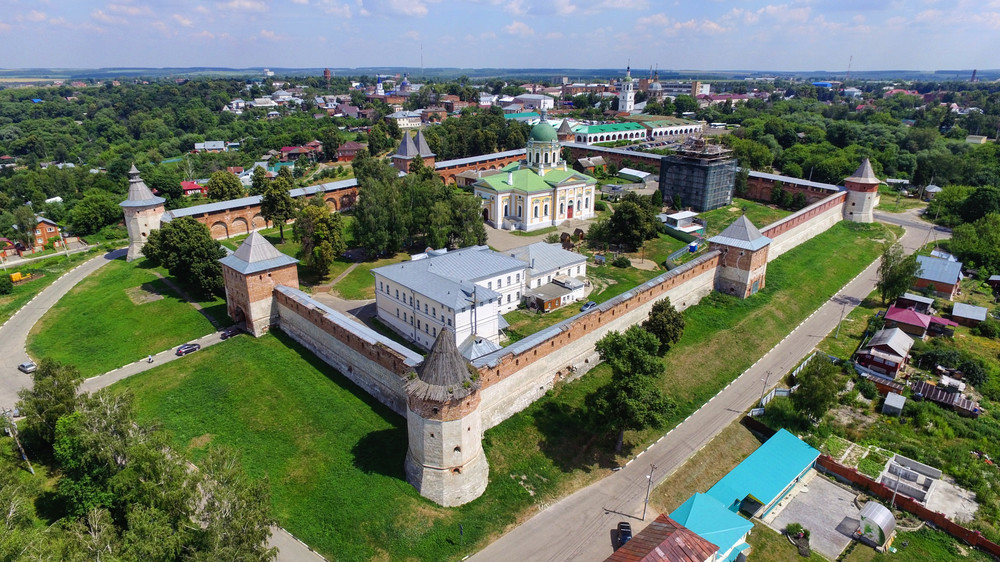Вид Зарайского кремля и города Зарайска